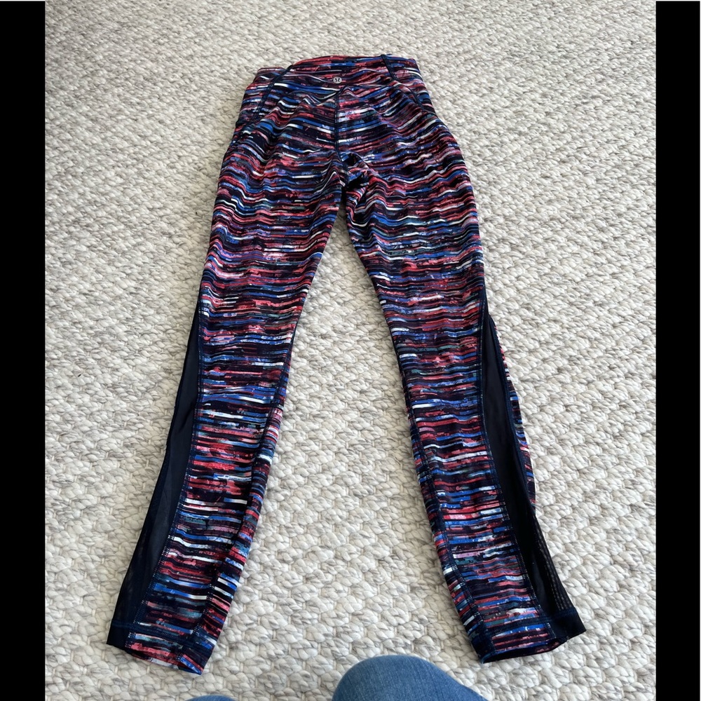 Fun lulu lemon leggings perfect condition